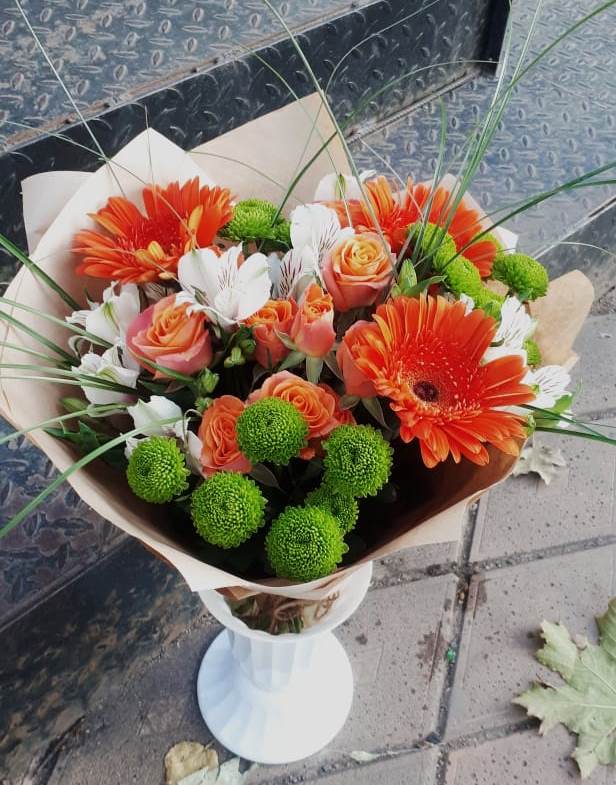 Букет цветов из: Герберы, Хризантемы, Альстромерии и Розы в Журавлёвке