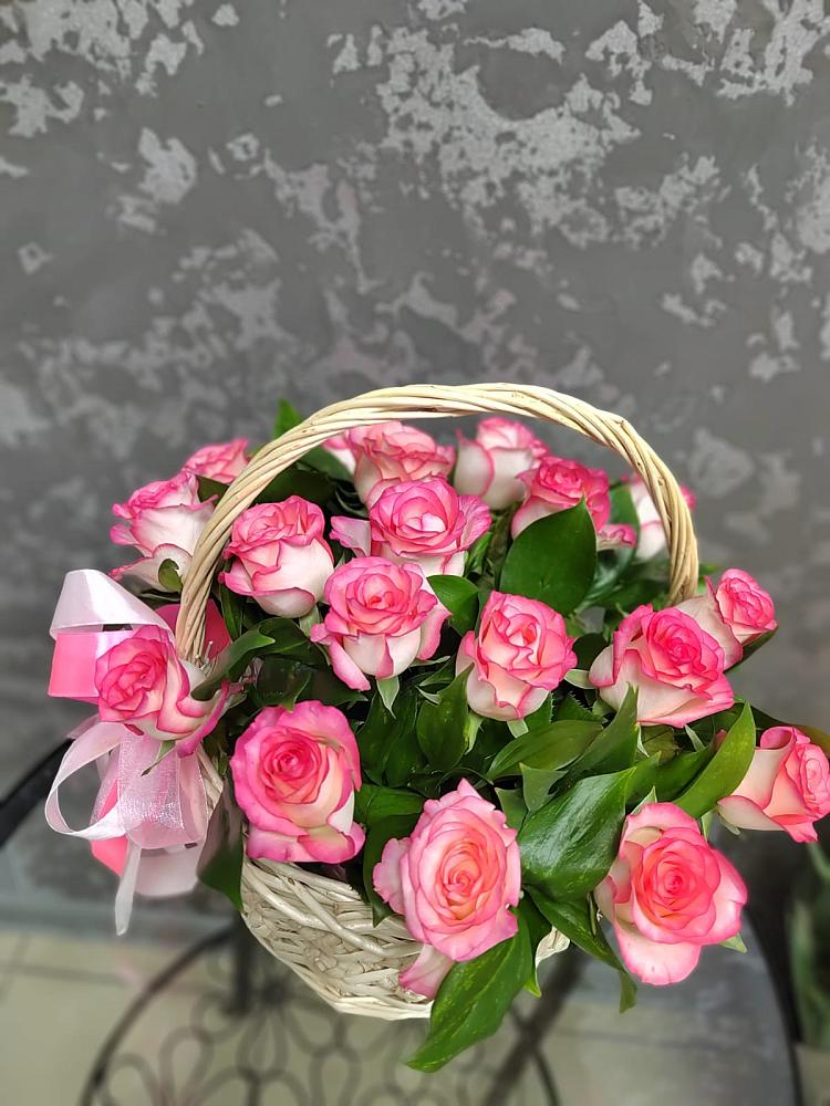Цветочная композиция из Розы в корзине в Журавлёвке