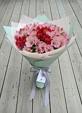 Букет цветов из:  Альстромерии в Журавлёвке