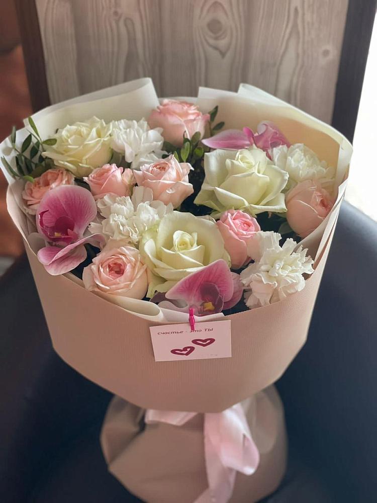 Букет цветов из: Орхидеи, Розы и Гвоздики в Журавлёвке