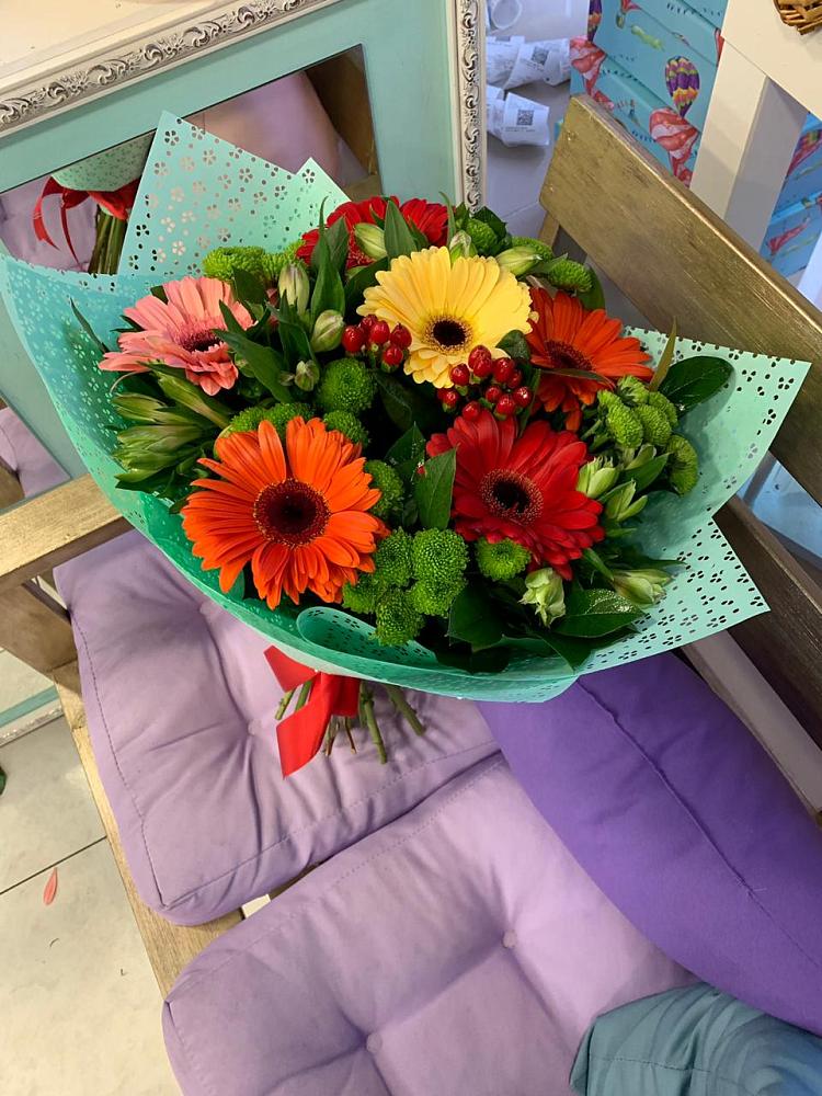 Букет цветов из: Герберы, Хризантемы и Альстромерии в Журавлёвке