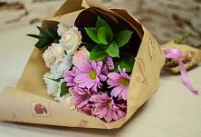 Букет цветов из:  Розы и Хризантемы #REPLACE_PRED# Журавлёвке