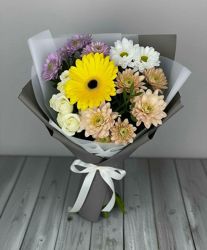 Букет цветов из: Розы, Герберы и Хризантемы в Журавлёвке