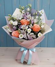 Букет цветов из:  Лизиантусы, Розы, Альстромерии и Гипсофила в Журавлёвке