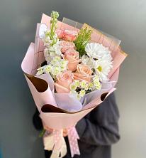 Букет цветов из:  Хризантемы и Розы в Журавлёвке