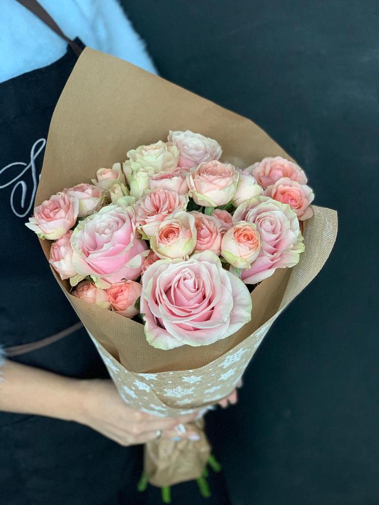 Букет цветов из: Хризантемы и Розы в Журавлёвке