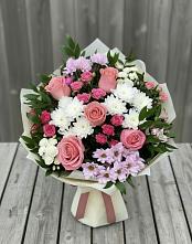 Букет цветов из:  Альстромерии, Гвоздики, Розы и Хризантемы в Журавлёвке