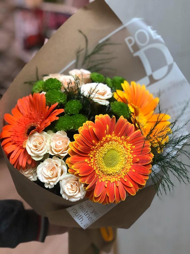 Букет цветов из: Герберы, Хризантемы и Розы в Журавлёвке