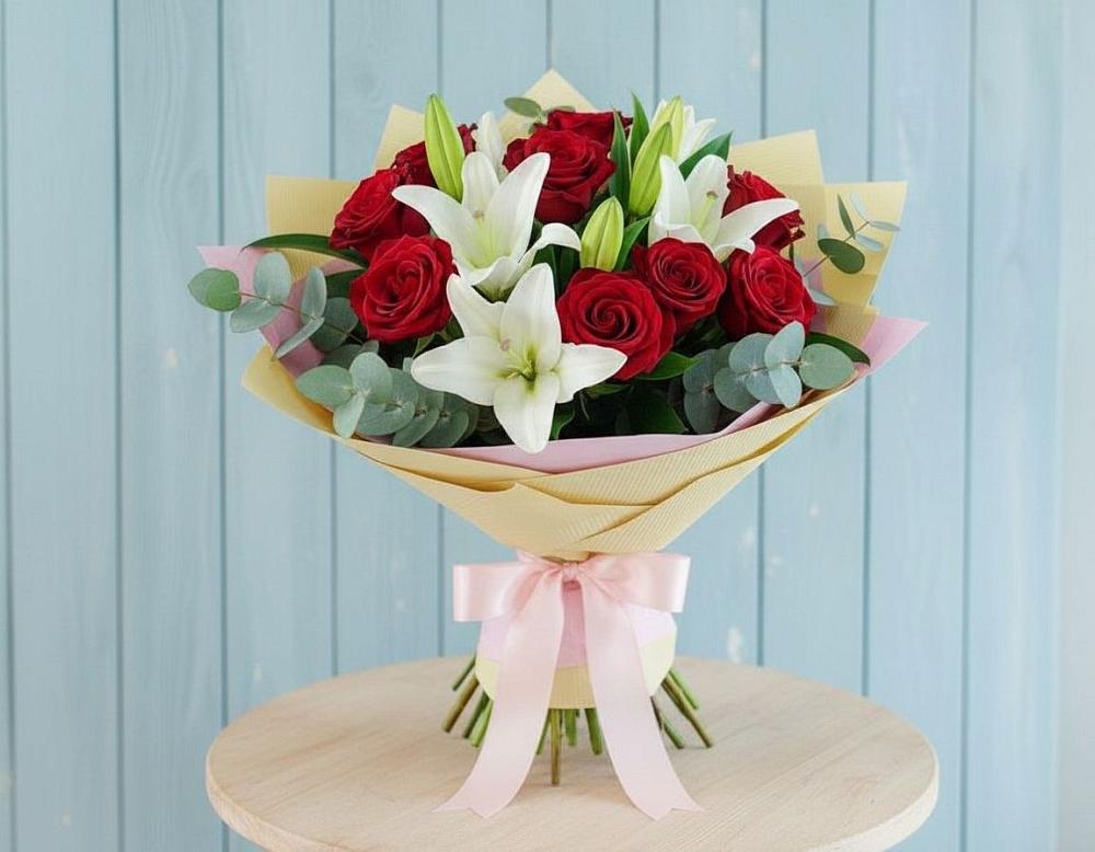 Букет цветов из: Лилии и Розы в Журавлёвке