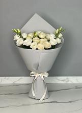 Букет цветов из:  Розы и Лизиантусы в Журавлёвке